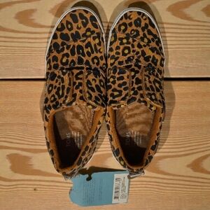 TOMS Pasadena Toffee Cheepard Print